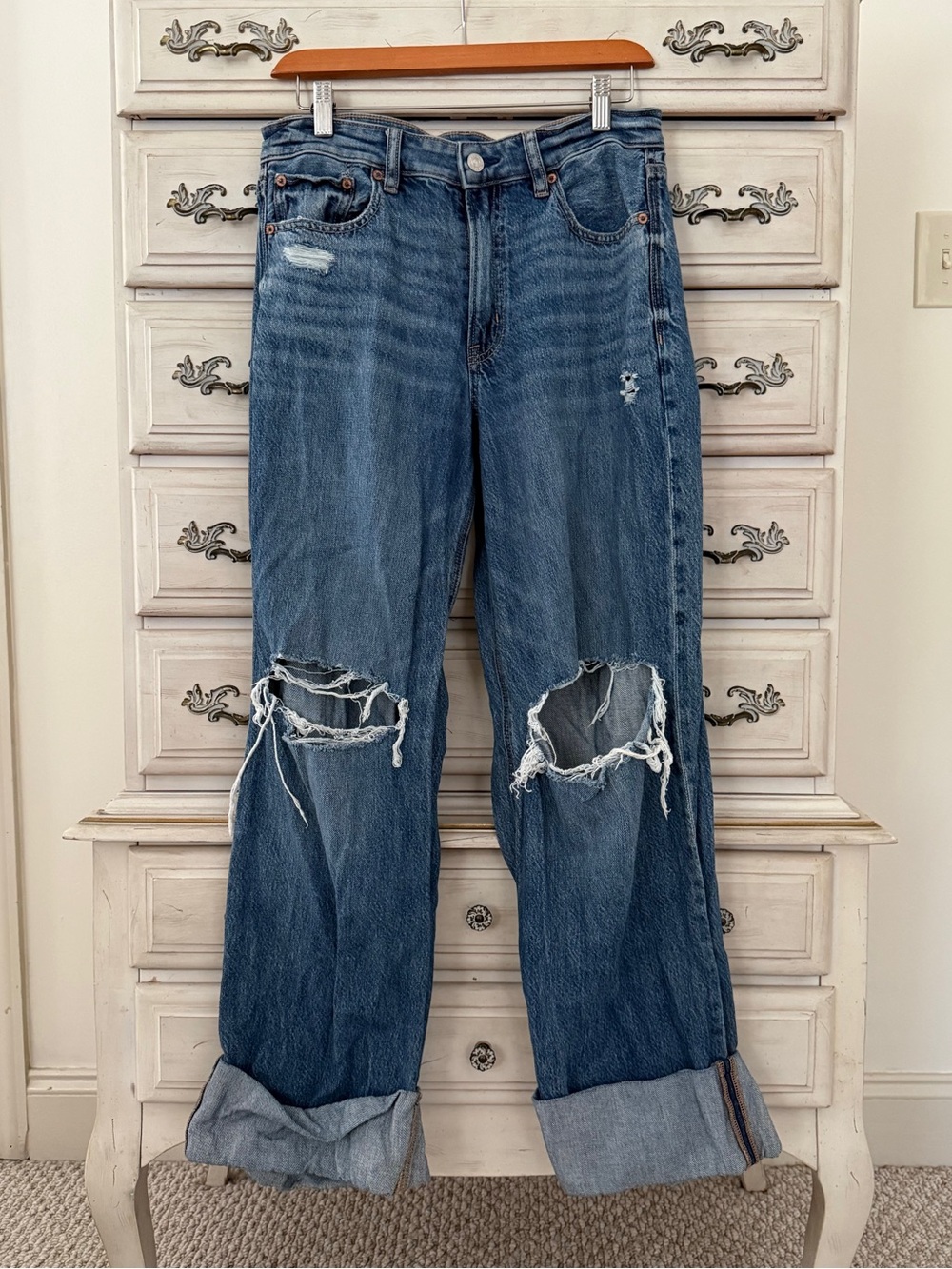 American Eagle Super High Rise Baggy Wide Leg Jeans